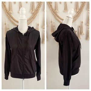 Forever 21 black mesh jacket hooded windbreaker athletic spring layer sporty xs